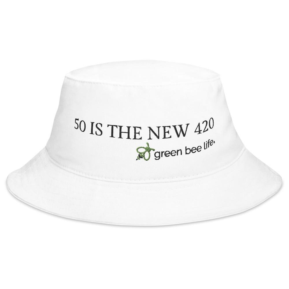 Bucket Hat with slogan White, Classic Bee | Green Bee Life.